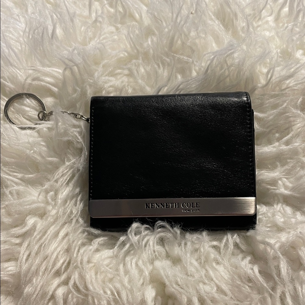 Kenneth Cole Black Leather Card Holder with Silver Accent and Key Ring